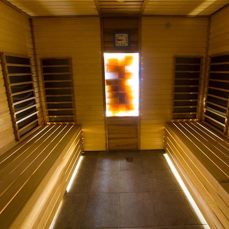 Wellness & Spa Hotel Certov Kültér fotó