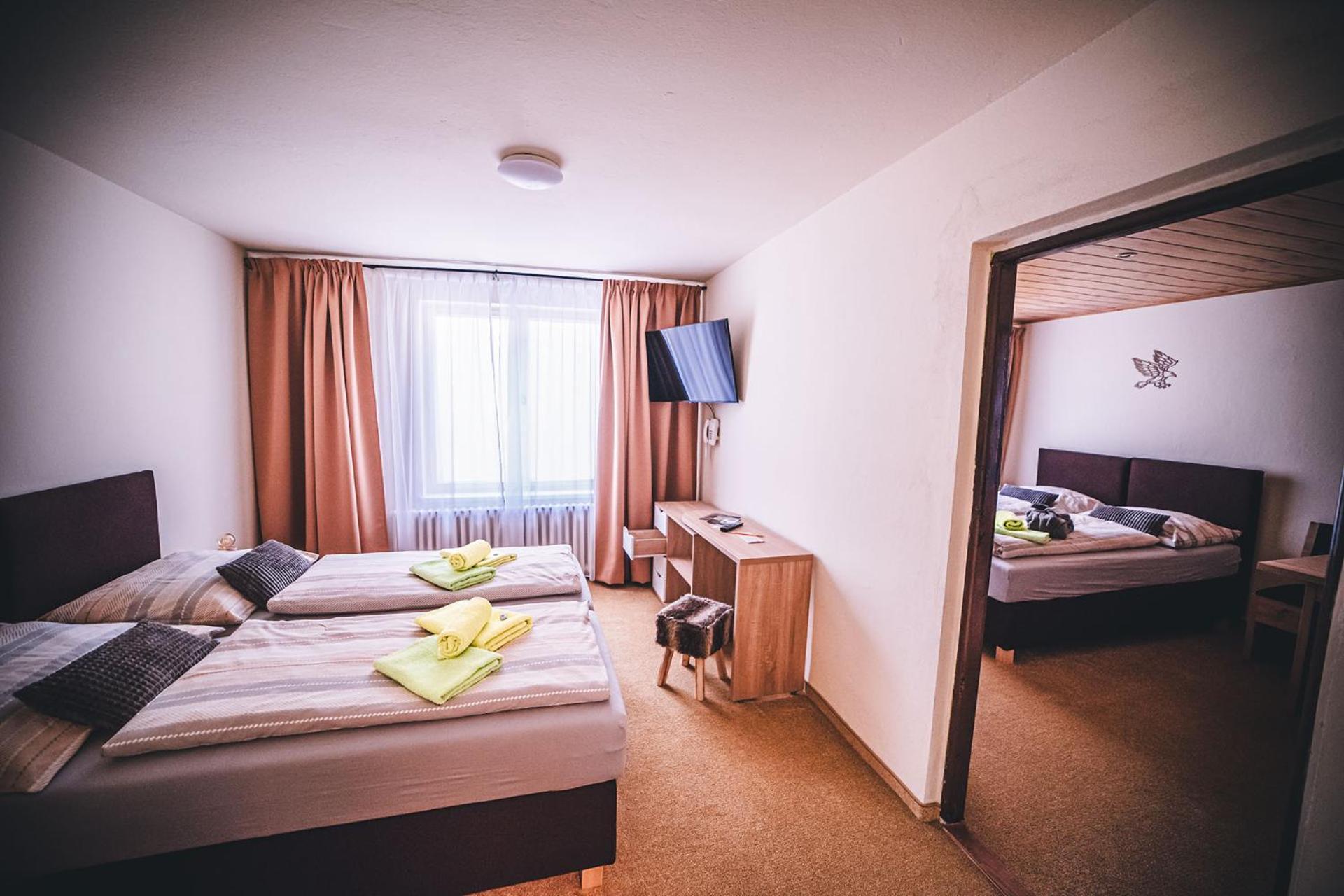 Wellness & Spa Hotel Certov Kültér fotó